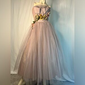 Vintage 1950’s Tulle Event Dress apxm size 2-4.